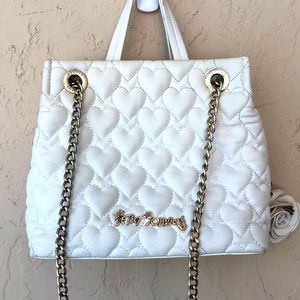 Betsey Johnson white/ivory purse heart quilted